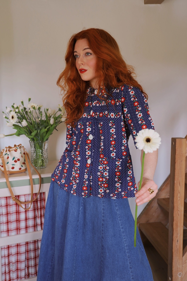 Blue 70's Floral Vintage Cotton Top | S/M