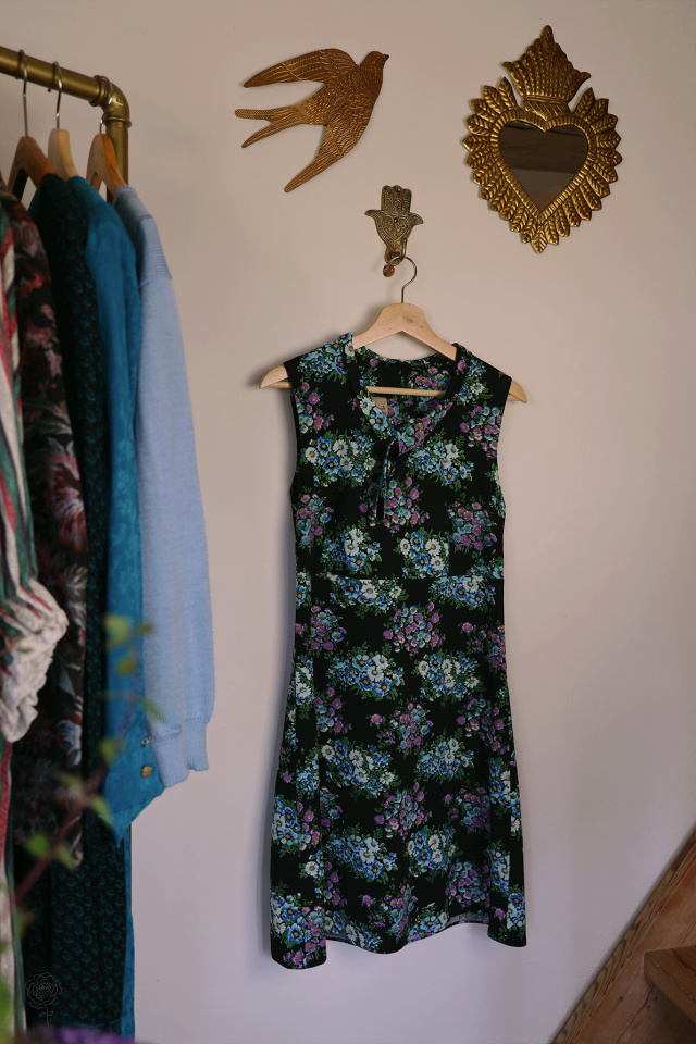 Groovy Floral 70's Mini Vintage Dress | S