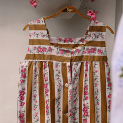 Adorable 70's Robe Vintage Dress | S