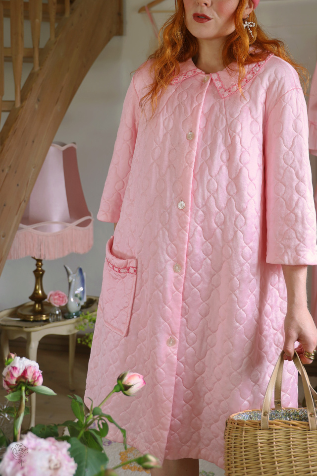 Barbie Pink Vintage Robe | S