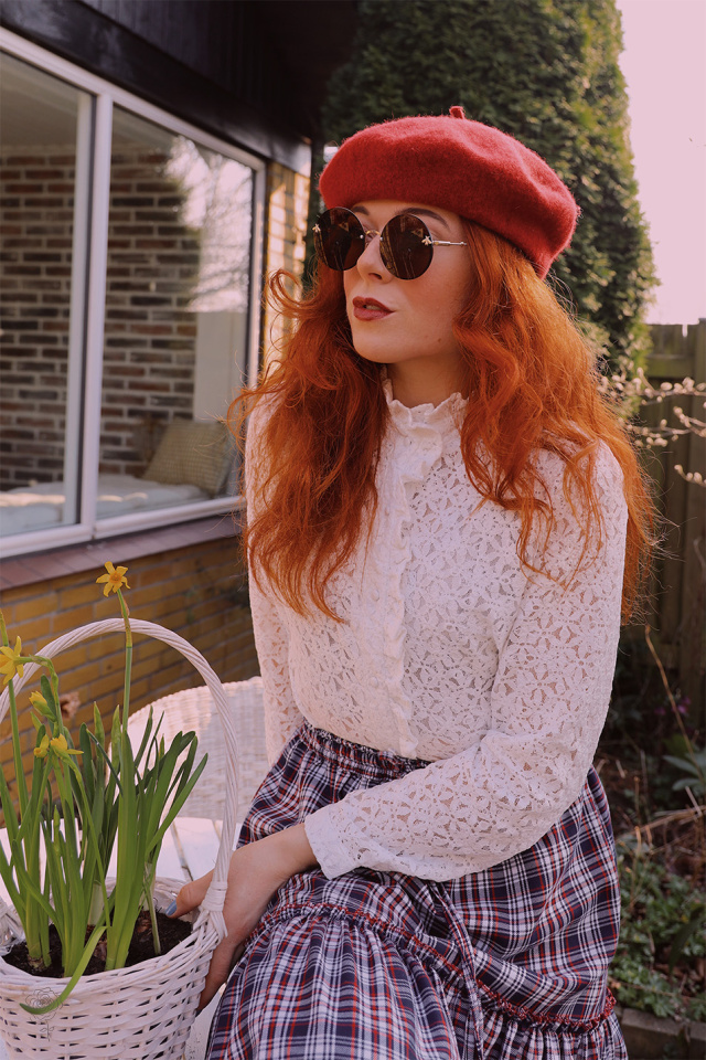 Bee Happy | Big Round Sunglasses