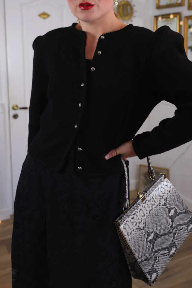 Blackbird Elegant Vintage Cardigan | S