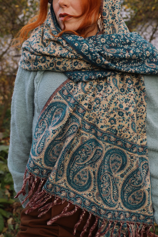 Blossom Teal Scarf &amp; Blanket 