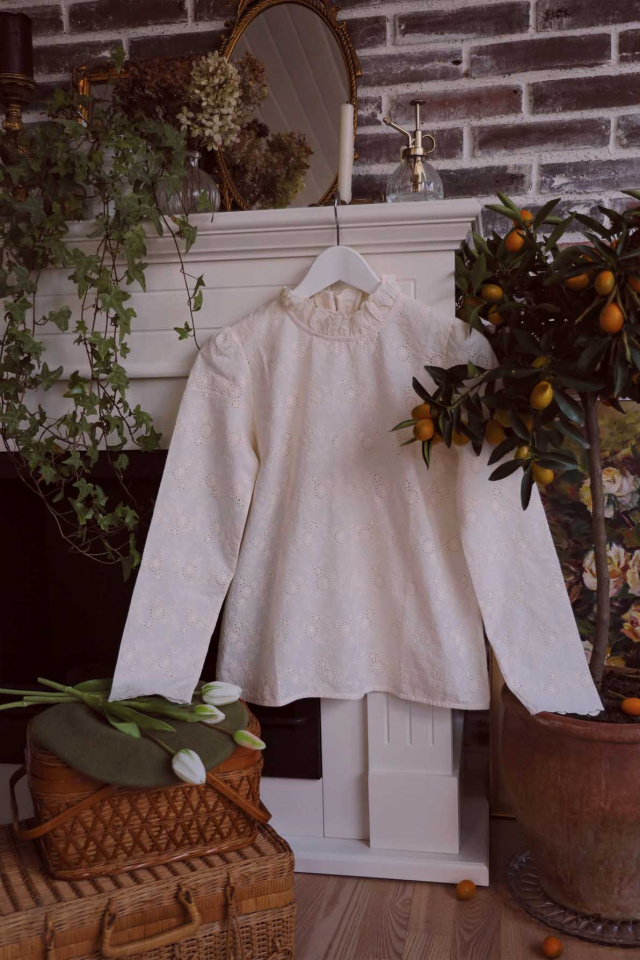 Cream Cotton Spring Blouse 