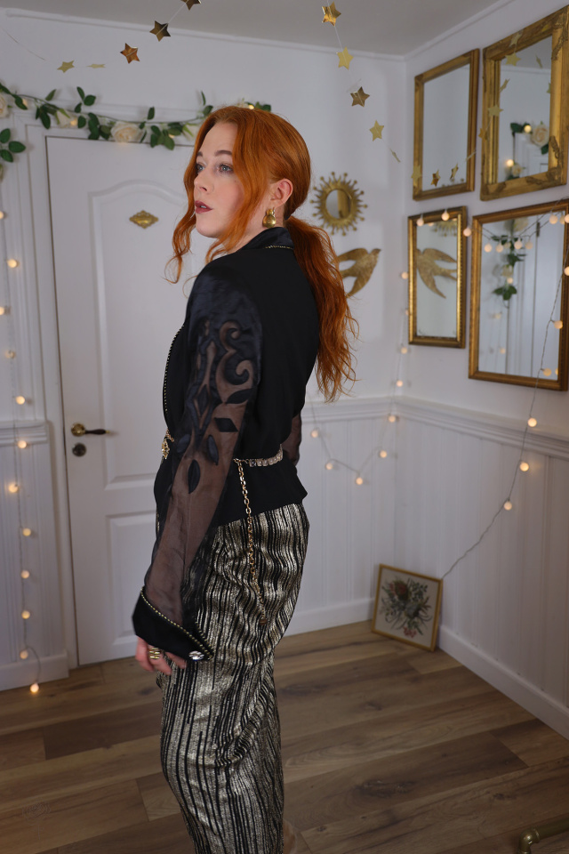 Festive Black Vintage Jacket | L/XL