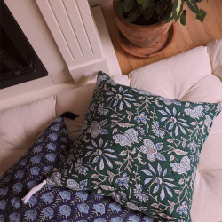 Green Floral Cotton Pillow Cover 