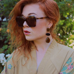 JADE SQUARE SUNGLASSES