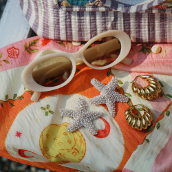 July Sun Oval Cream Sunglasses