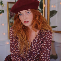 Midnight Kisses Beret 