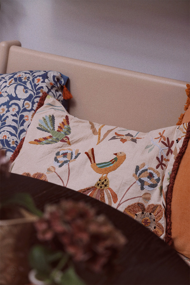 Mingle Birds Pillow Case 