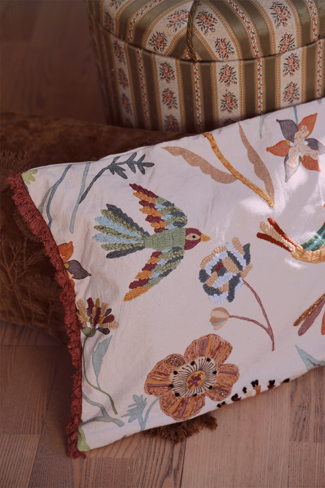 Mingle Birds Pillow Case 