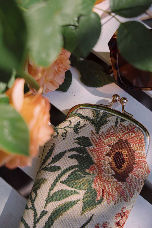 Morning Garden - Glasses Pouch