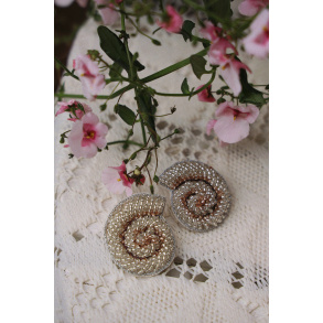 Pearl Swirl Shell Earrings 