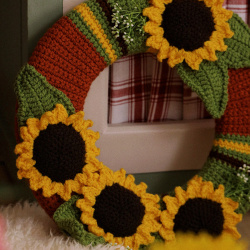 Rita's Autumn Sunflower Crochet Wreath 