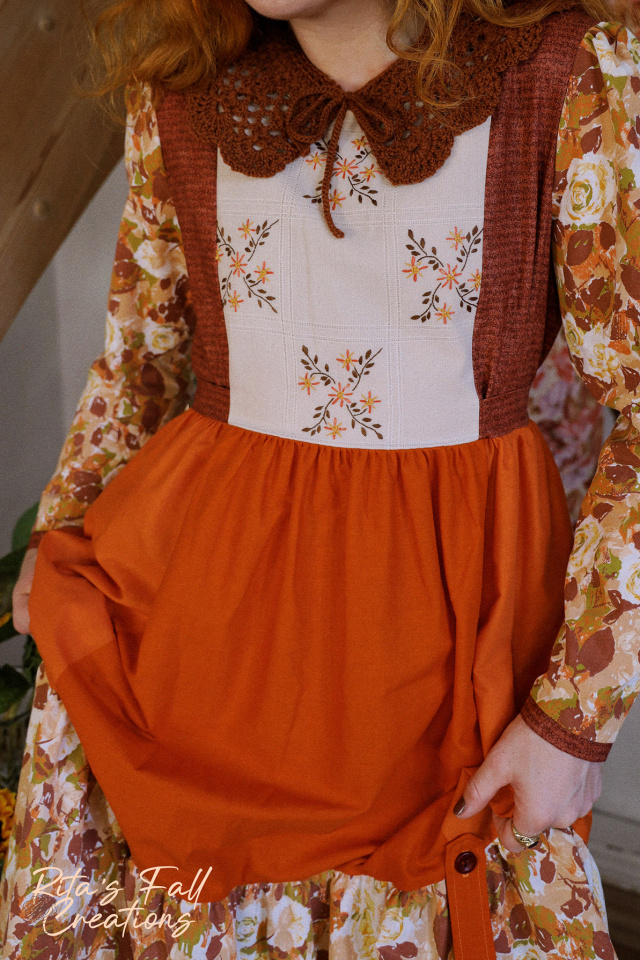 Rita's Brown Crochet Collar 