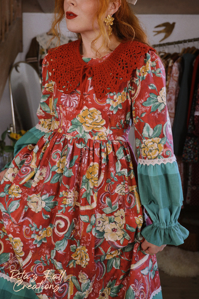 Rita's Elegantly Red Crochet Collar 