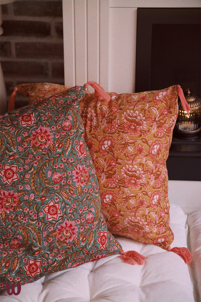 Rustic Peachy Floral Pillow Cover 