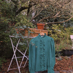 Vert Ruffle Blouse 