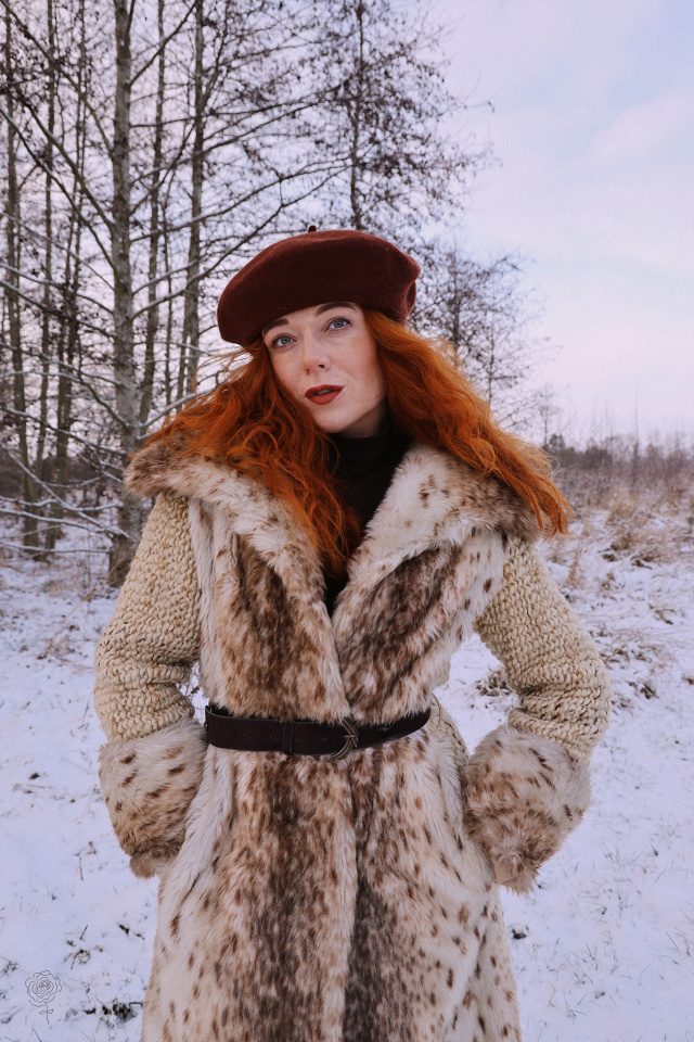 Faux Snow Fox Fluffy Winter Coat | S