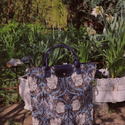 William Morris Pimpernel Thyme Blue - Foldaway Bag