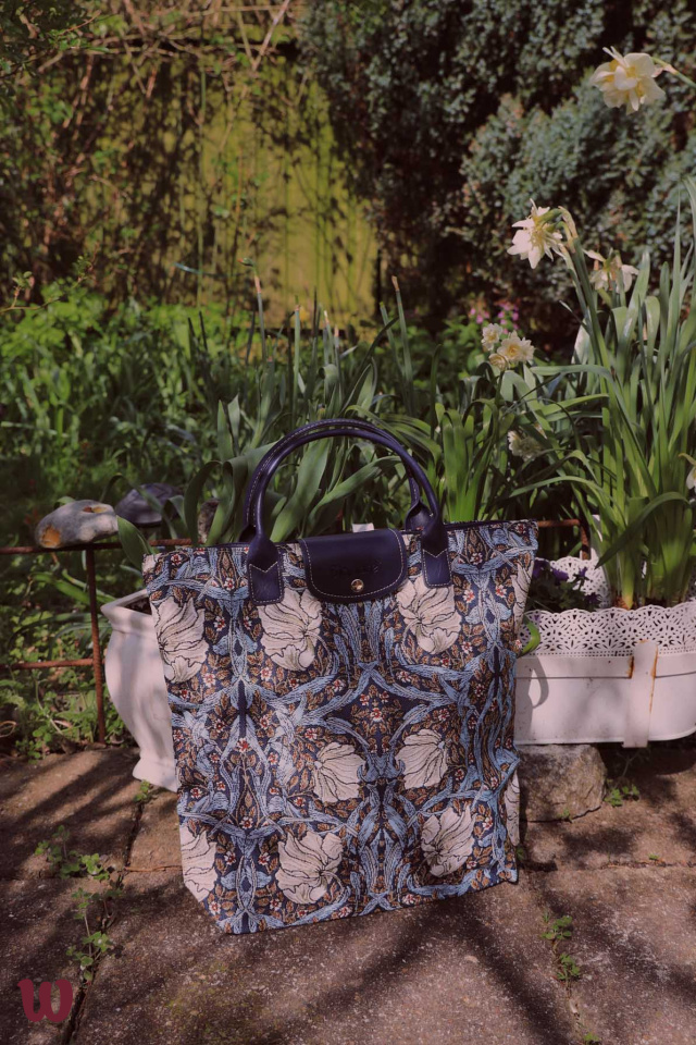 William Morris Pimpernel Thyme Blue - Foldaway Bag
