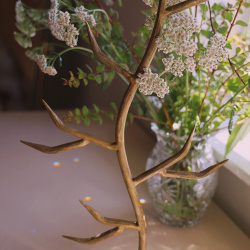 Abstract jewllery Stand