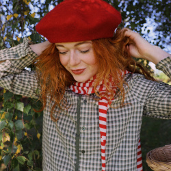 Candy Cane Soft Triangle Scarf