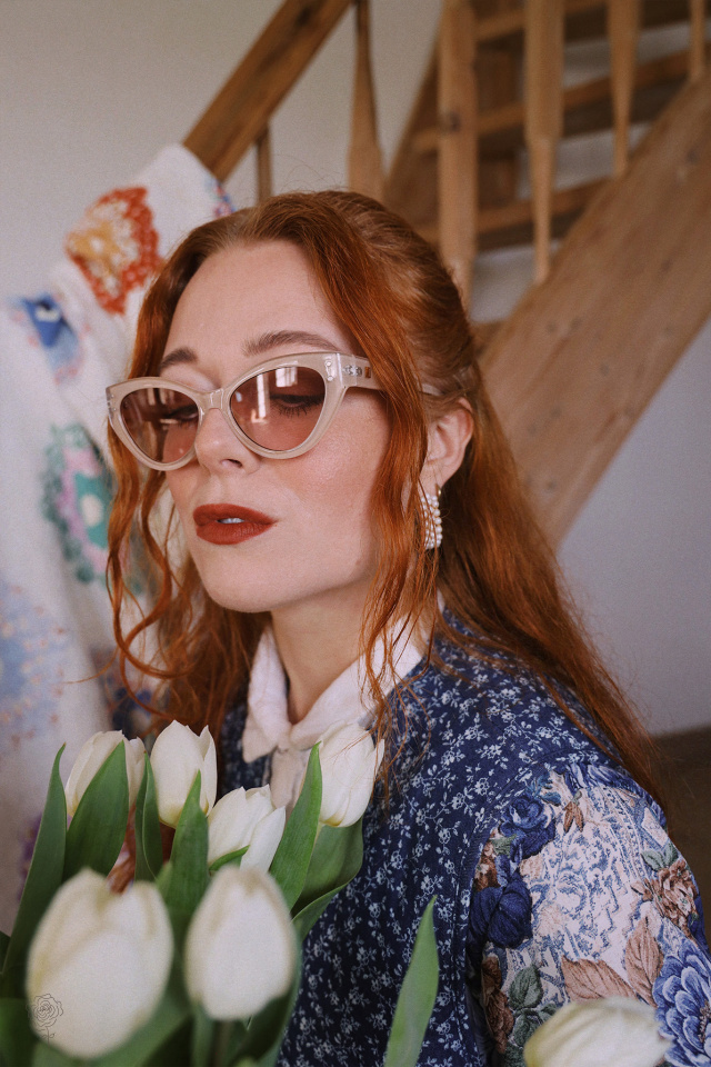 Beige Cayeye Sunglasses