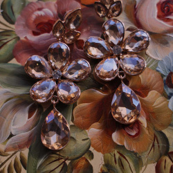 Big Glass Flower Earrings Champagne 