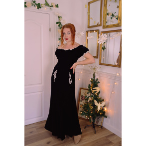 1940's Black Velvet Vintage Dress | XS
