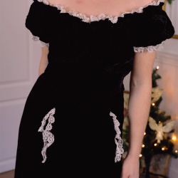 1940's Black Velvet Vintage Dress | XS