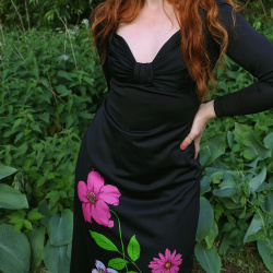 Black 70's Maxi Gown with Pink Flowers | S