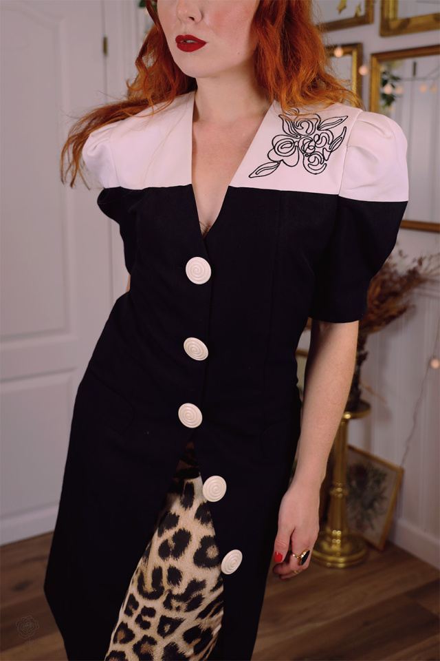 Black &amp; White Rose 80's Blazer | S