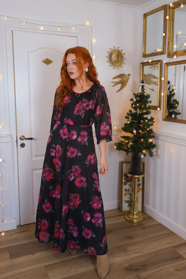 Black Pink Floral 70's Vintage Maxi | M