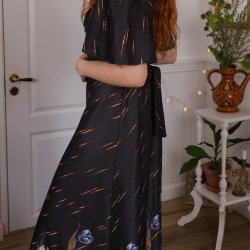 Black Floral 70's Vintage Gown | M/L