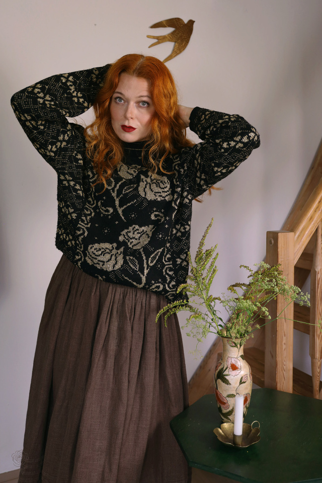 Stunning Brown Vintage Skirt | XS