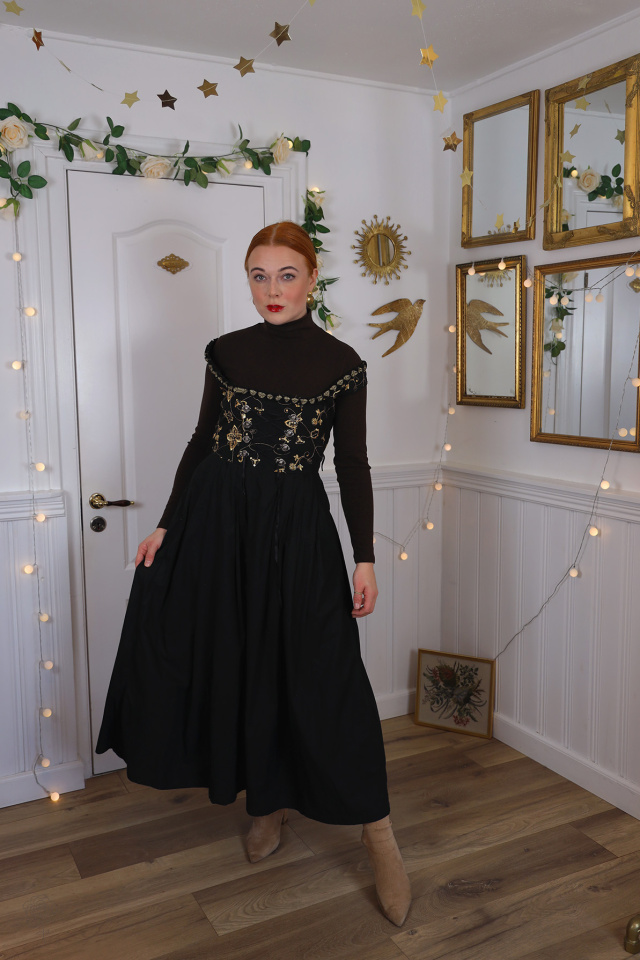 Gold Embroidered Blackbird Vintage Maxi | TALL S