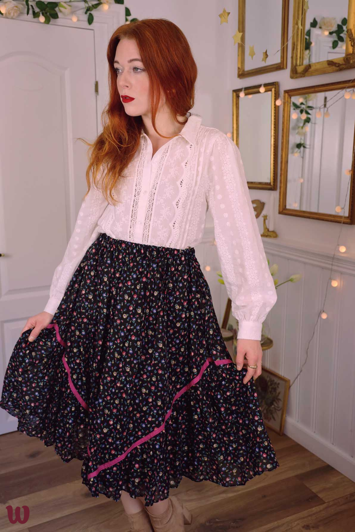 Black Multi Coloured Floral Vintage Skirt XS Daisy Size XXS XS Bohemian Wonders