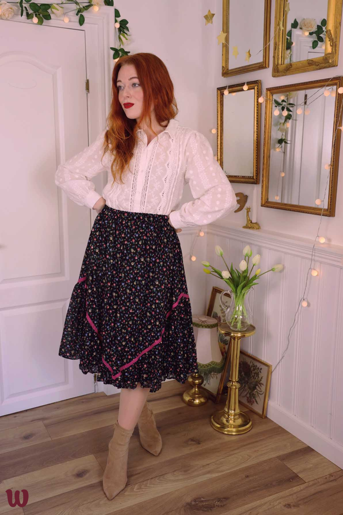 Black Multi Coloured Floral Vintage Skirt XS Daisy Size XXS XS Bohemian Wonders