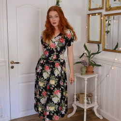 Romantic Black Floral Vintage Dress | M