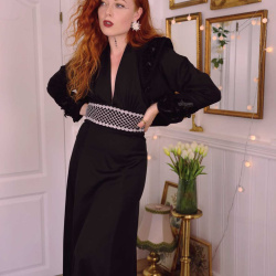 Simple Cropped Black Blazer Jacket | S