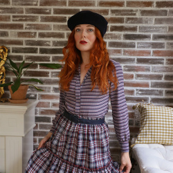 Blue &amp; Red Pattern Vintage Blouse | XS/S