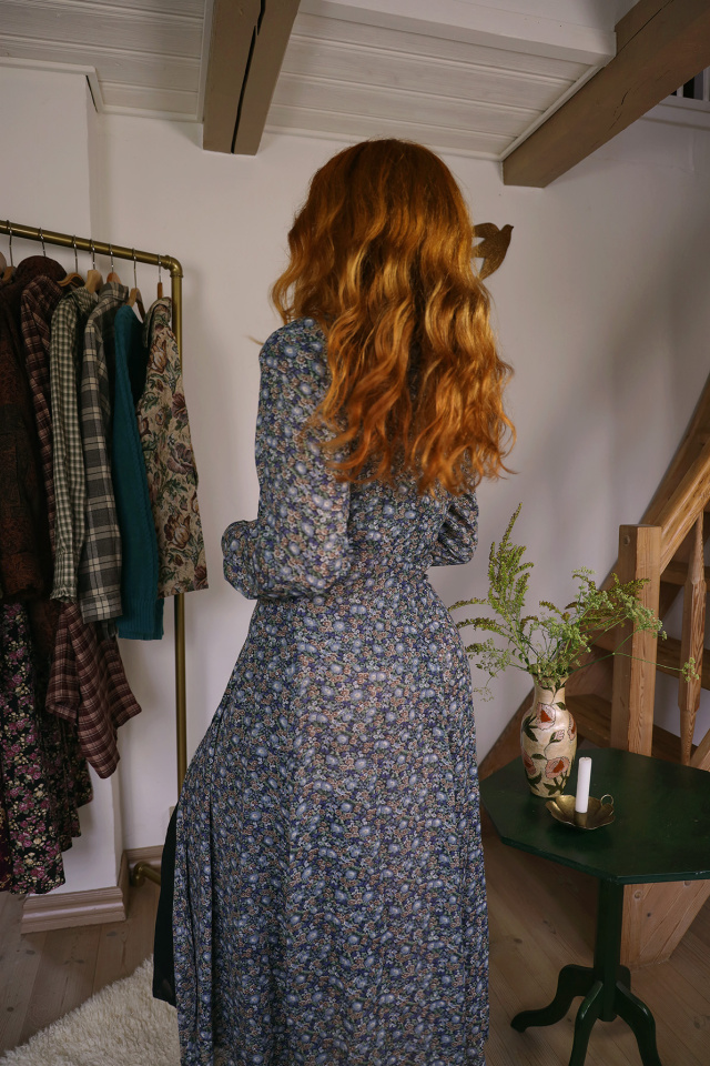 Blue Romantic Floral Vintage Dress | S