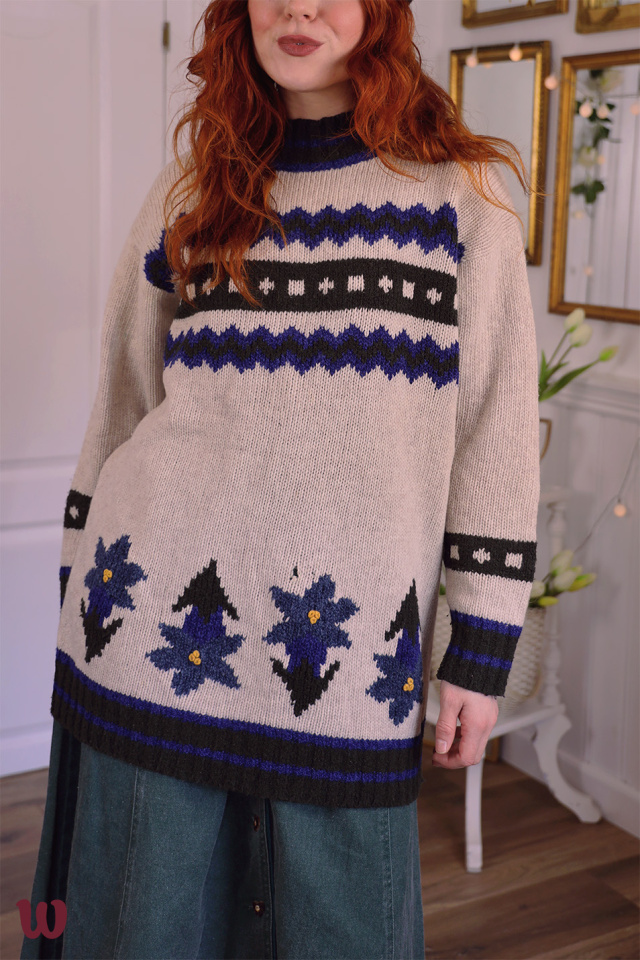 Blue Floral Sand Vintage Sweater | L