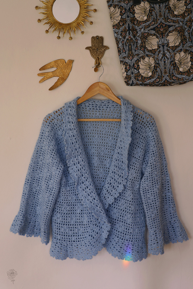 Light Blue Crochet Vintage Cardigan | S/M