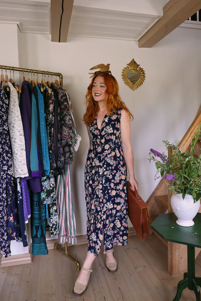 Dark Blue Light Floral 90's Vintage Dress | M
