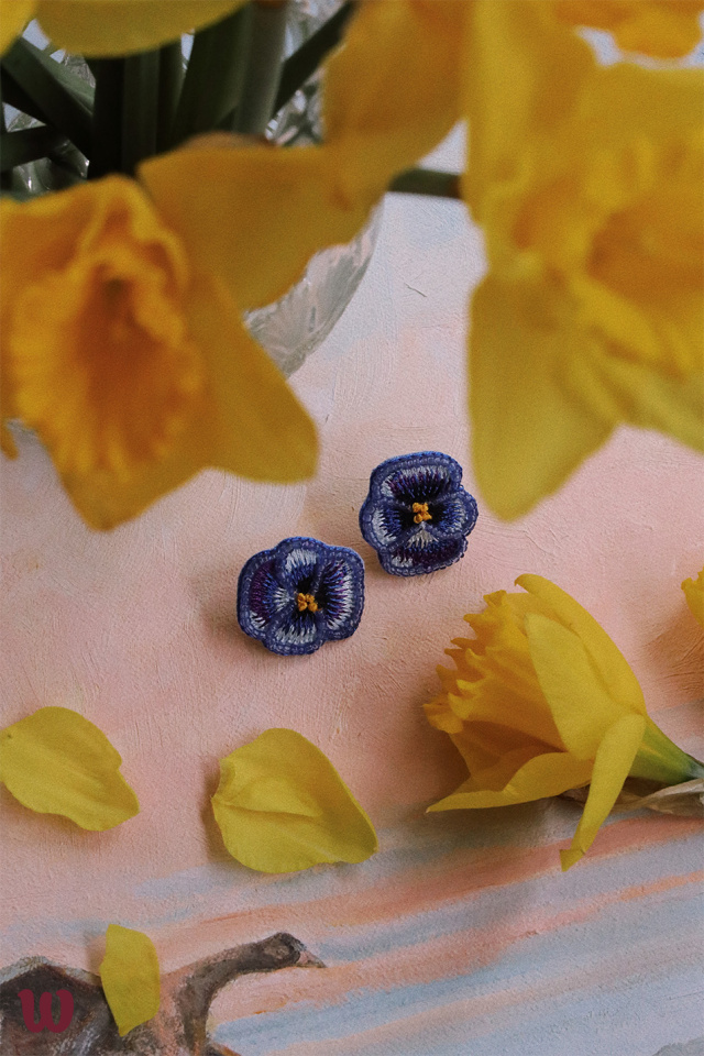 Blue Pansy Beaded Earrings
