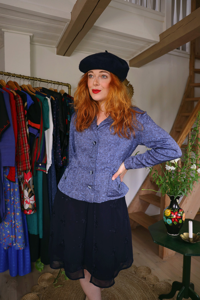 Elegant Blue Floral Vintage Set | S
