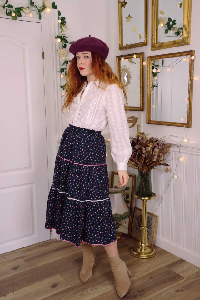 Dark Blue Floral Vintage Skirt | S