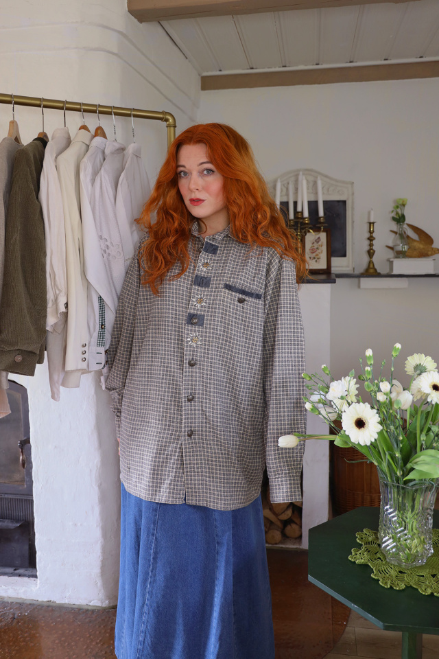 Blue Plaid Embroidered Comfy Vintage Shirt | XL